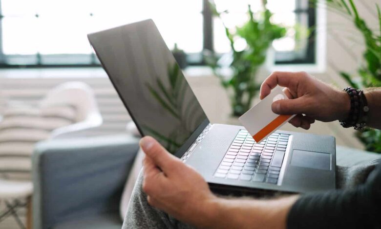 Why Google has Invested in Cryptocurrency ? 1 Cryptocurrency-Euro-BCE-facebook