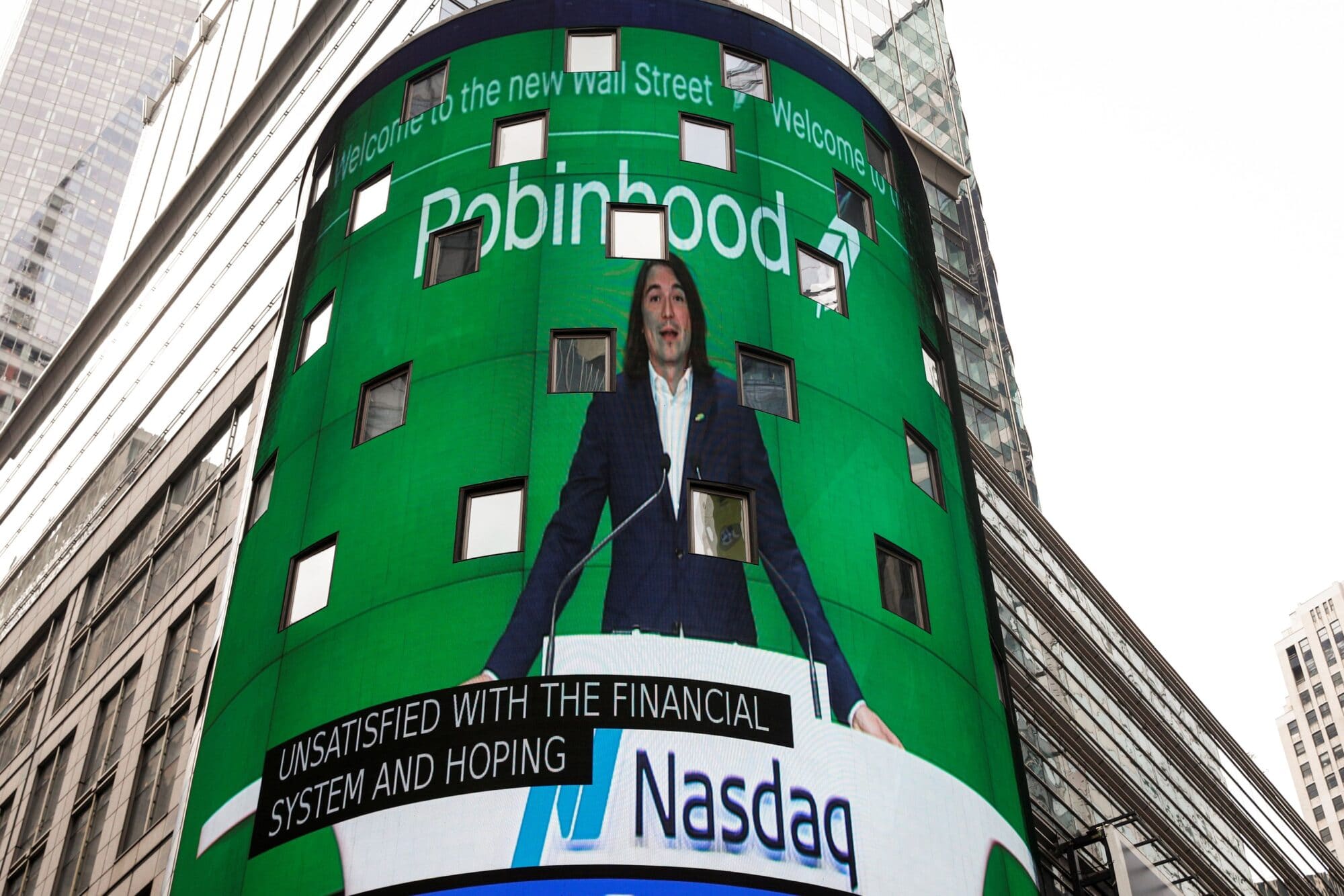 Robinhood's stock drops