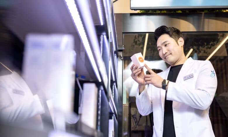 CEO-Mr.KIM-Charmacist