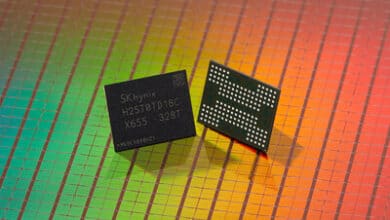 SK hynix makes history with the industry's first 321-layer 4D NAND, promising groundbreaking advancements in data storage and processing.