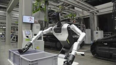 Zoomlion unveils robotics innovations at WRC 2025, advancing smart manufacturing.