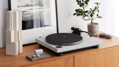 Technics debuts stylish new turntables and a fresh earbuds color at CEDIA 2025.