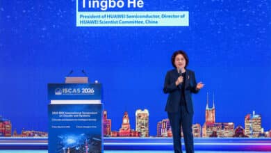 HUAWEI unveils the Tau Scaling Law, setting new benchmarks for future chip design.
